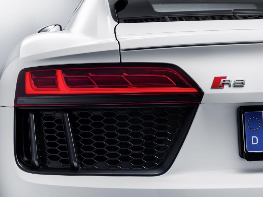 Детали экстерьера Audi R8 V10 RWS 2017 года  (WW) (фото 77 из 81)